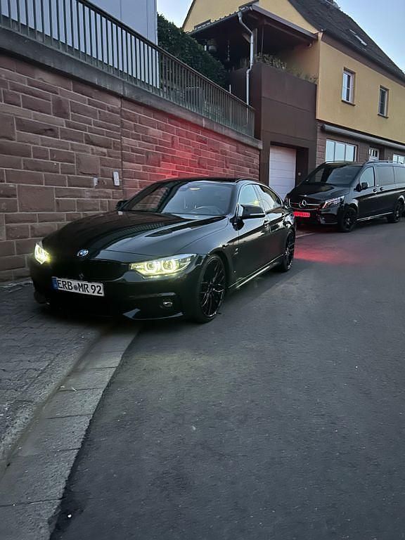Schwarz Gebraucht 2018 BMW 440 Performance Coupé | 36.500 € (Teuer) - Bild 1/4