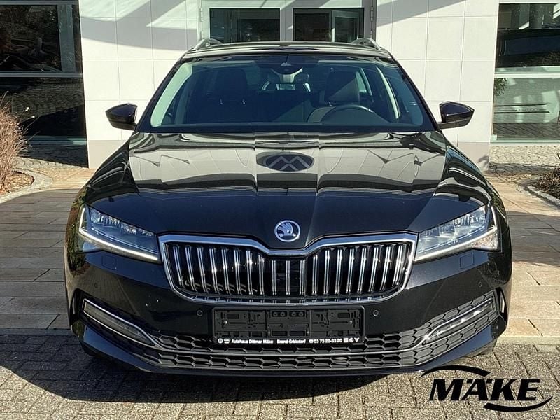Gebraucht Skoda Superb Style 190 PS (139 kW) 2022 Schwarz Kombi