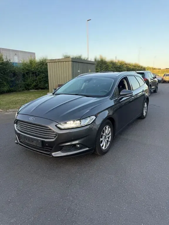 Gebraucht Ford Mondeo Business Edition 120 PS (88 kW) 2017 Grau Limousine