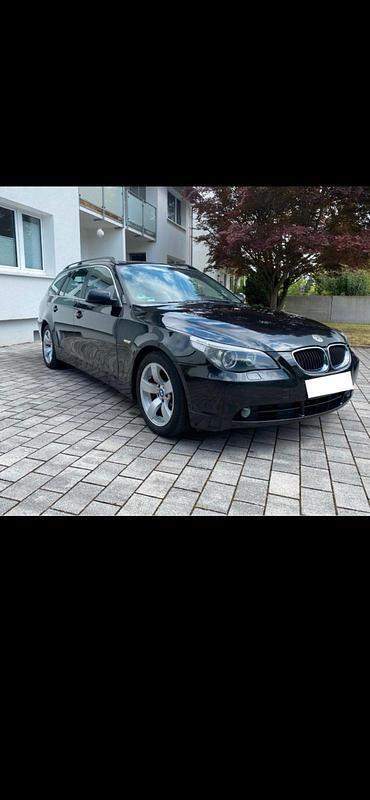Schwarz Gebraucht 2004 BMW 525 Kombi | 1.999 € (Fairer Preis) - Bild 1/4