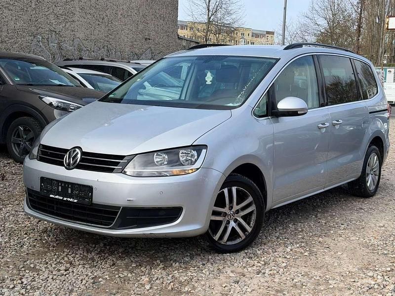 Gebraucht VW Sharan Comfortline 150 PS (110 kW) 2015 Silber Van / Kleinbus