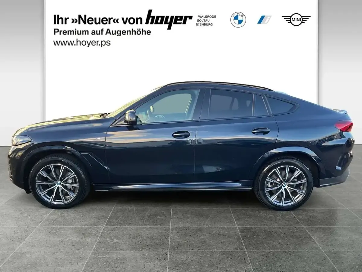 Gebraucht BMW X6 Comfort Edition 286 PS (210 kW) 2024 M carbonschwarz SUV