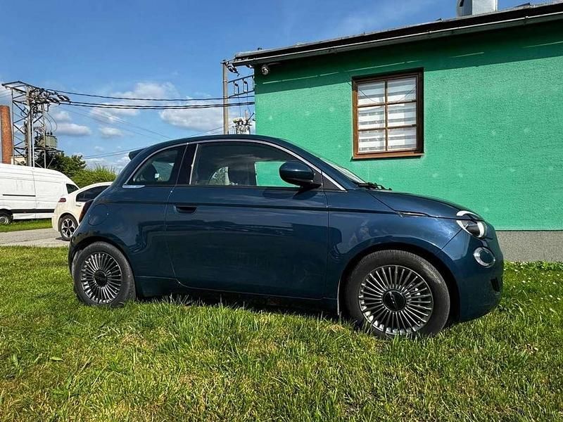 Gebraucht Fiat 500e 86 kW (118 PS) 2022 Blau Limousine