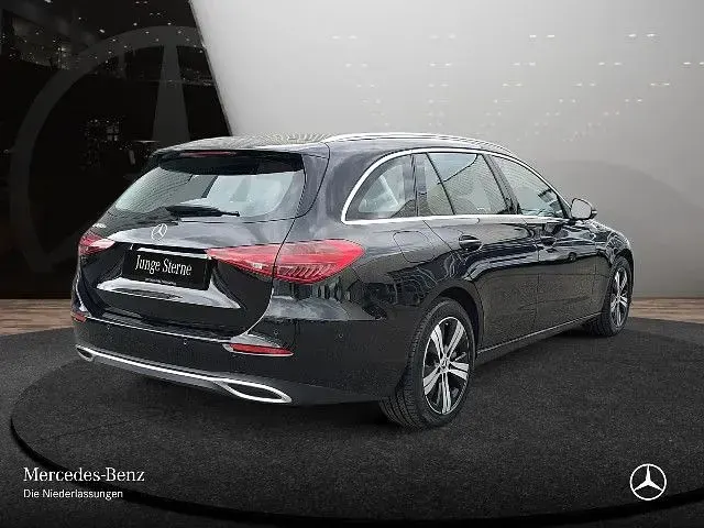 Gebraucht Mercedes C300e 313 PS (230 kW) 2023