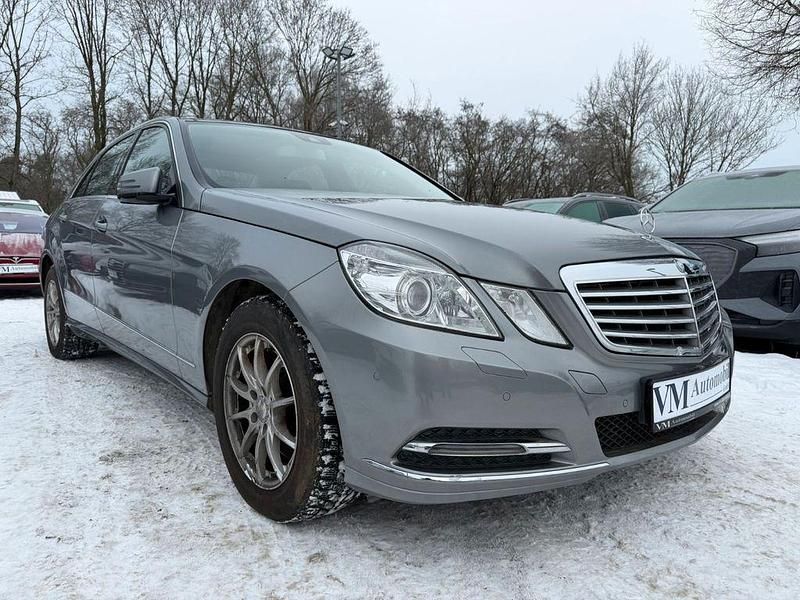 Gebraucht Mercedes E300 252 PS (185 kW) 2012 Grau Limousine