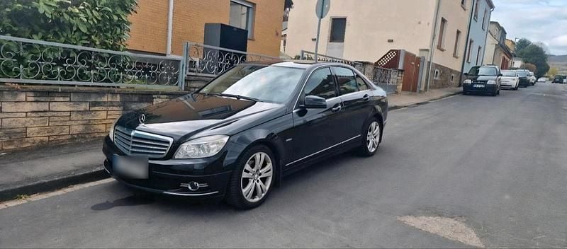 Gebraucht Mercedes C180 156 PS (114 kW) 2010 Schwarz Limousine