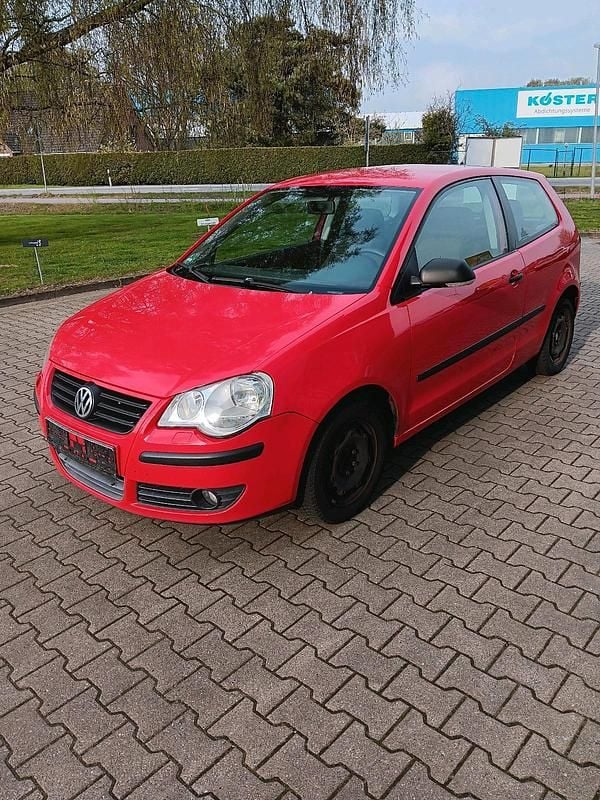 Used VW Polo 75 HP (55 kW) 2007 Red Hatchback