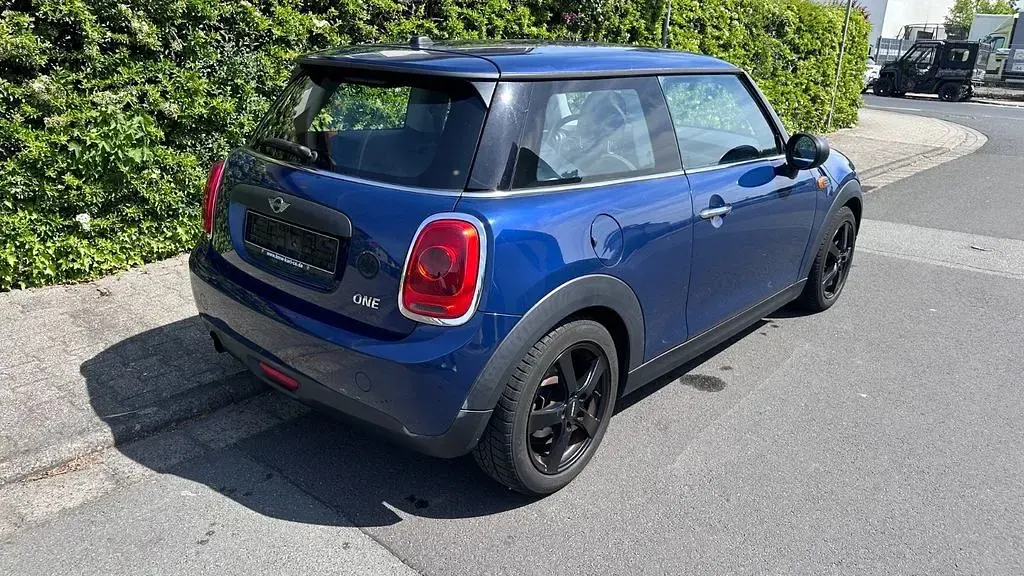 Gebraucht Mini ONE 102 PS (75 kW) 2014 Deep blue Kleinwagen