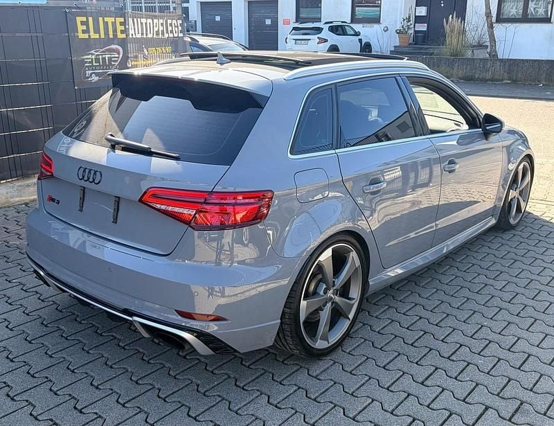 Gebraucht Audi RS3 Comfort 400 PS (294 kW) 2017 Grau Limousine