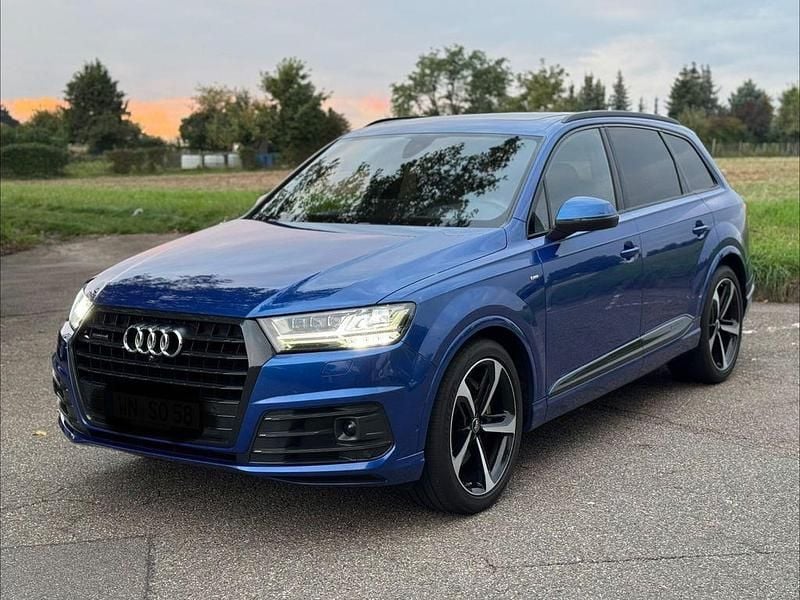 Blau Gebraucht 2018 Audi Q7 S-Line SUV | 33.500 € (Superpreis) - Bild 1/4