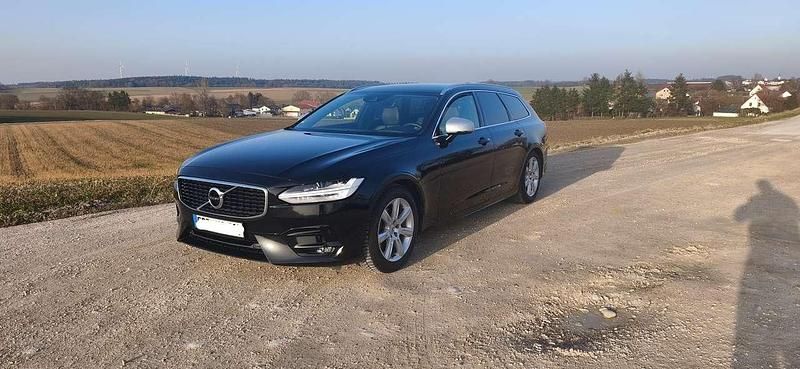 Gebraucht Volvo V90 R-Design 190 PS (139 kW) 2019 Kombi