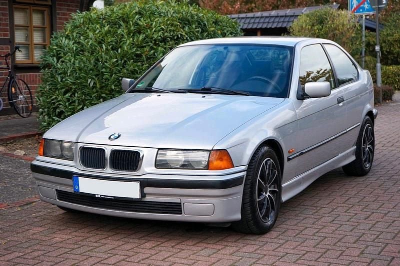 Gebraucht BMW 316 Comfort Edition 105 PS (77 kW) 1999 Silber Limousine