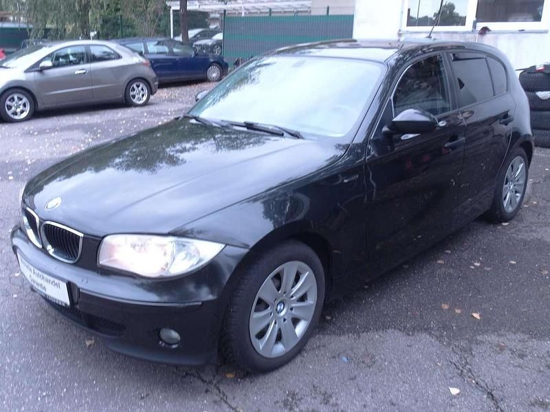 Gebraucht BMW 116 116 PS (85 kW) 2006 Black sapphire metallic Kleinwagen