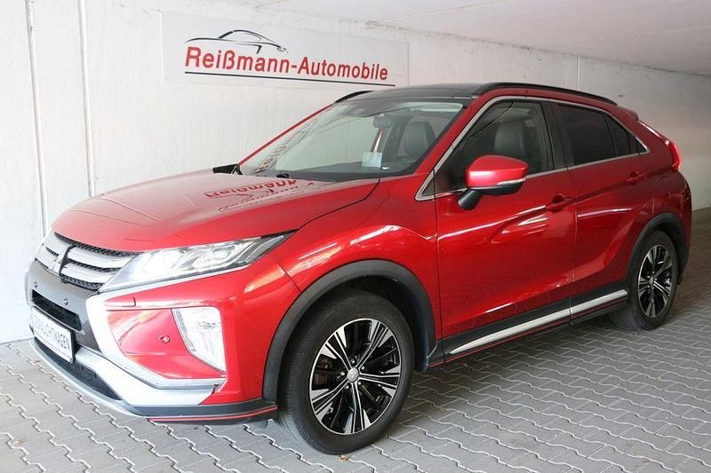 Rot Gebraucht 2018 Mitsubishi Eclipse Cross Top SUV | 16.790 € (Fairer Preis) - Bild 1/4