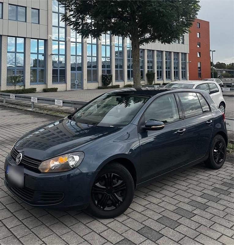 Blau Gebraucht 2009 VW Golf VI Kleinwagen | 3.950 € (Fairer Preis) - Bild 1/4