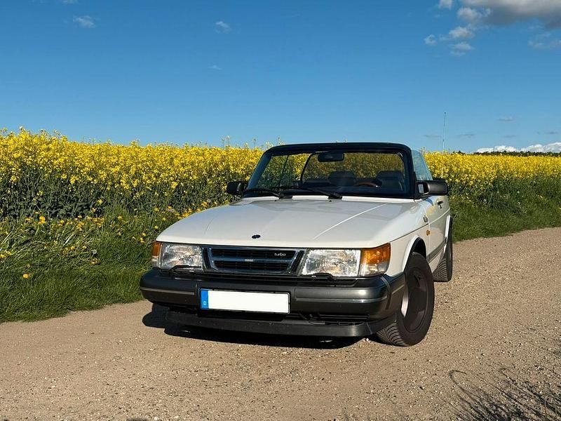 Occasion Saab 900 Cabriolet 170 ch (125 kW) 1987 Blanc Cabriolet
