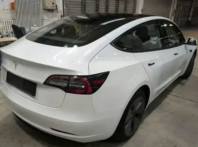 Gebraucht Tesla Model 3 Standard Range Plus 239 kW (325 PS) 2021 Andere Limousine