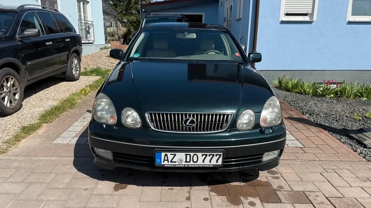 Second-hand Lexus GS300 219 CP (161 kW) 2004 Verde Berlinǎ