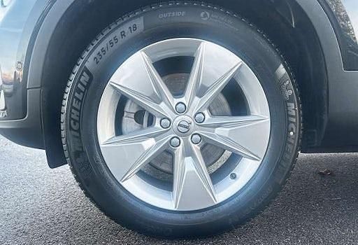 Gebraucht Volvo XC40 Core 163 PS (119 kW) 2025 Schwarz SUV