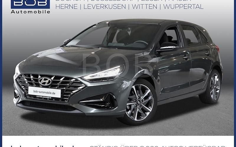Grau Gebraucht 2024 Hyundai i30 GO! Kombi | 19.444 € (Superpreis) - Bild 1/3