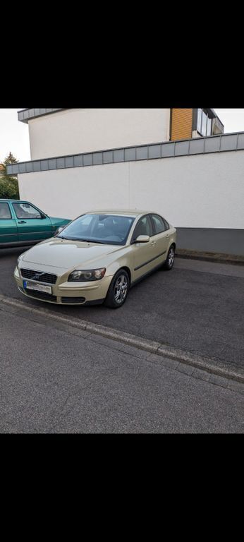 Gebraucht 2004 Volvo S40 Limousine | 2.150 € (Fairer Preis) - Bild 1/4