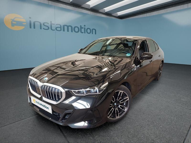 Schwarz Gebraucht 2025 BMW 520 Limousine | 52.949 € (Fairer Preis) - Bild 1/4