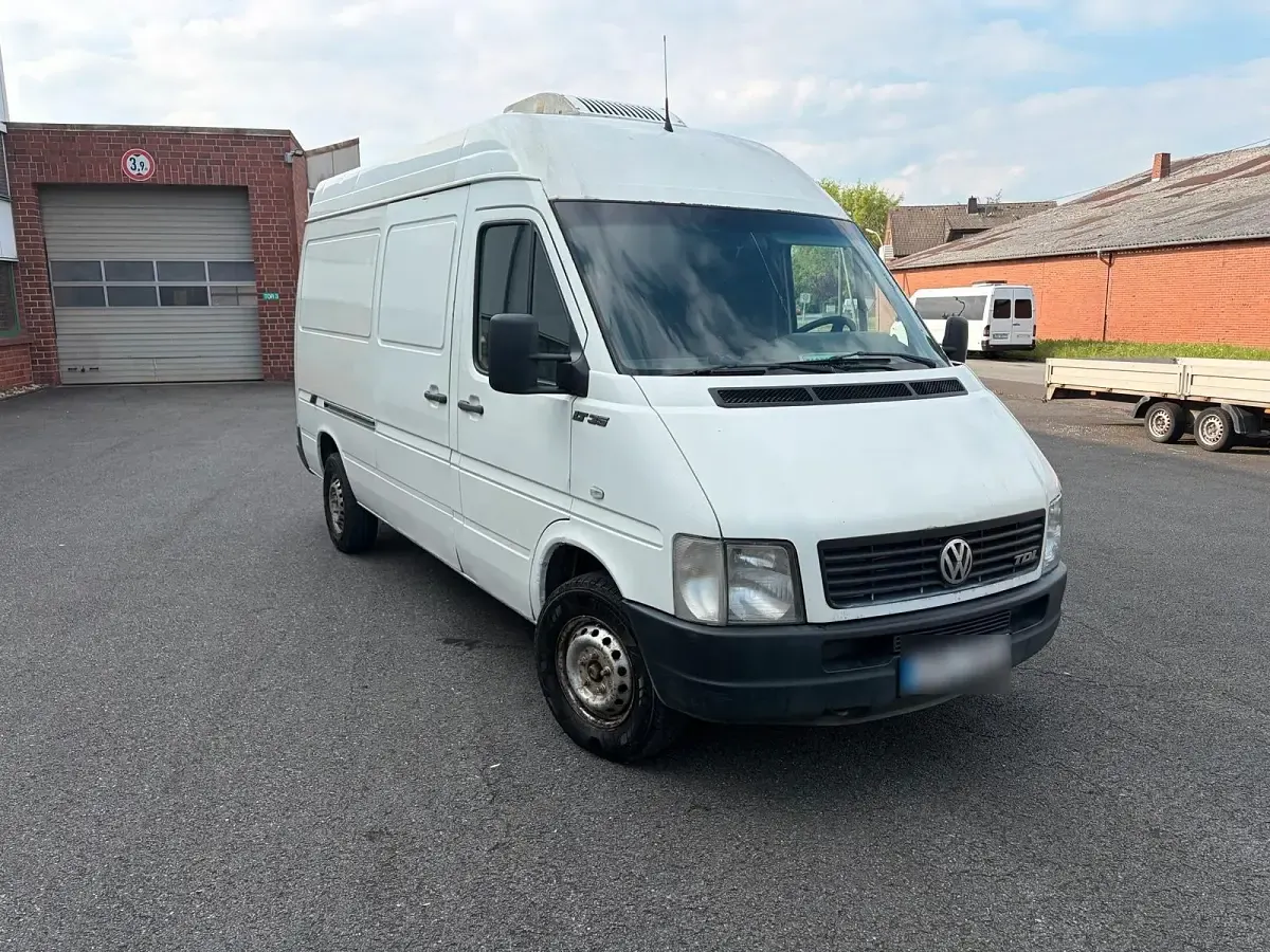 Brugt VW LT 109 HK (80 kW) 2000 Rød MPV