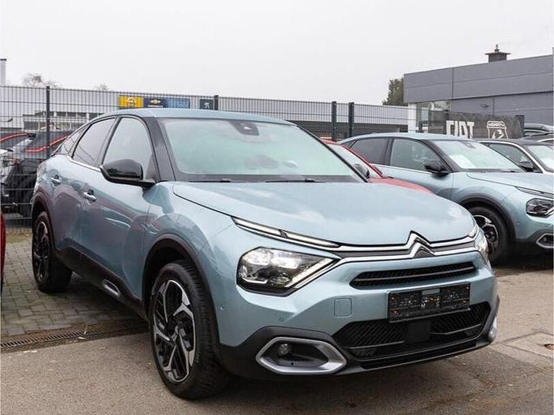 Gebraucht Citroën C4 Shine 131 PS (96 kW) 2023 Blau Limousine