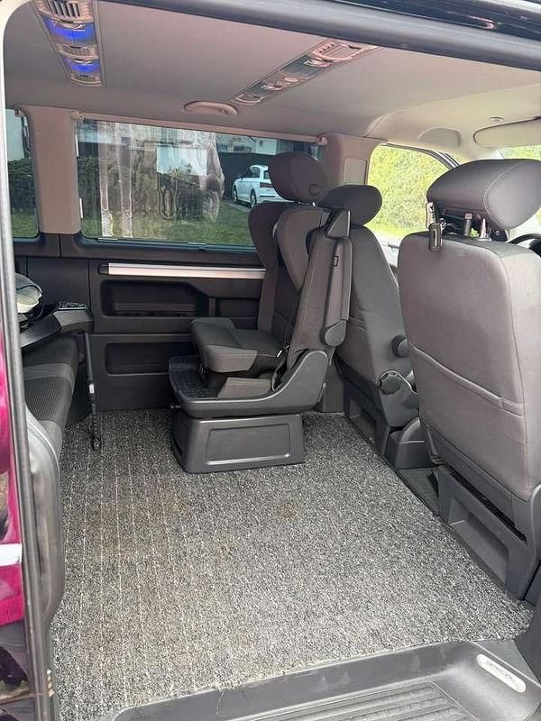 Usado VW Multivan 140 HP (102 kW) 2013 Preto Monovolume