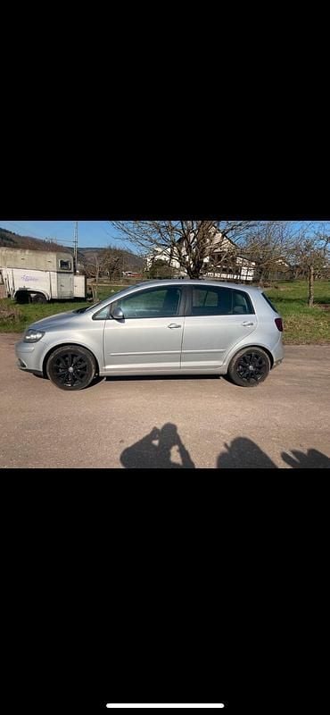Gebraucht VW Golf V 105 PS (77 kW) 2006 Silber Kleinwagen