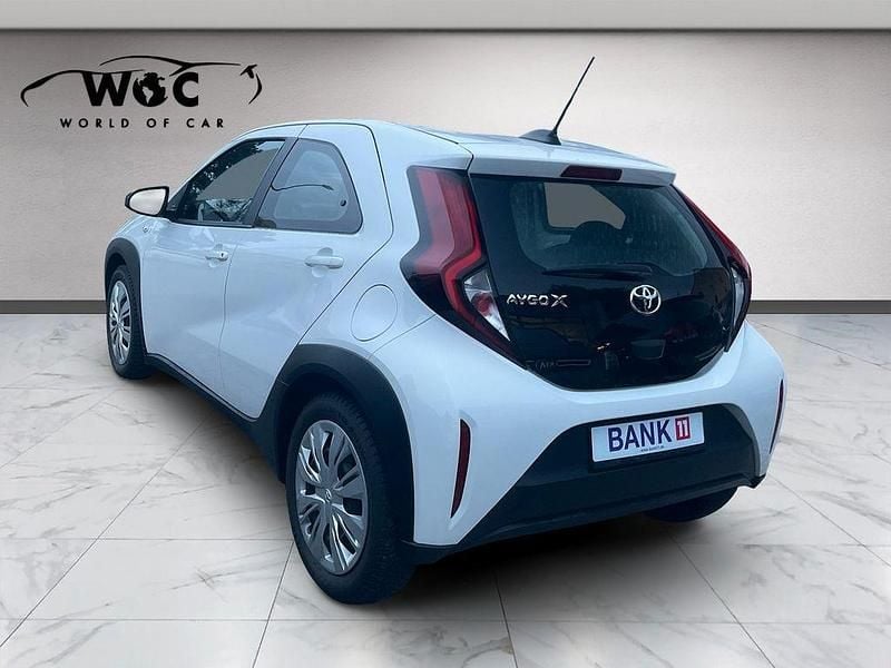 Gebraucht Toyota Aygo X X-play 72 PS (52 kW) 2023 Weiß SUV