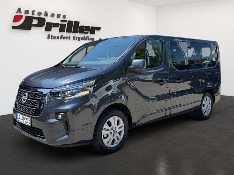 Grau Gebraucht 2025 Nissan Primastar Tekna Van / Kleinbus | 44.990 € (Etwas zu teuer) - Bild 1/4