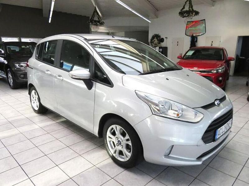 Gebraucht Ford B-MAX Ambiente 130 PS (95 kW) 2015 Silber Van / Kleinbus