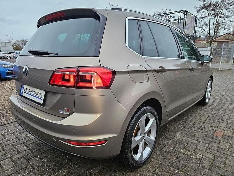 Gebraucht VW Golf Sportsvan Highline 150 PS (110 kW) 2014 Pyramid gold Van / Kleinbus