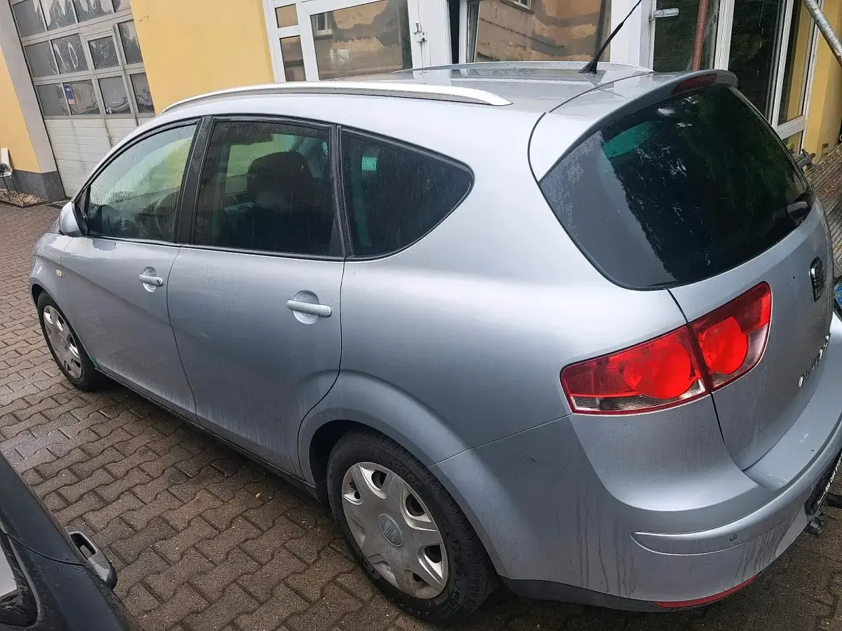 Gebraucht Seat Altea 102 PS (75 kW) 2006 Silber Van / Kleinbus