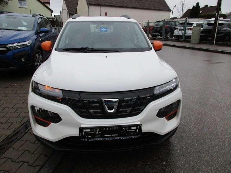 Gebraucht Dacia Spring Comfort Plus 33 kW (45 PS) 2022 Weiss kaolin Kleinwagen