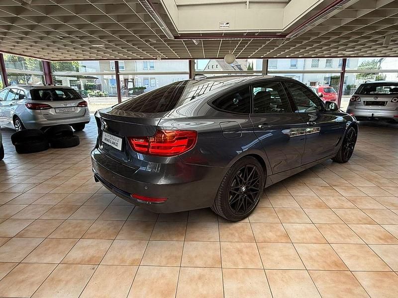 Gebraucht BMW 330 Gran Turismo Sport Line 258 PS (189 kW) 2015 Grau Limousine