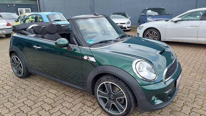 Grün Gebraucht 2013 Mini Cooper S Cabriolet Cabrio | 10.990 € (Fairer Preis) - Bild 1/4