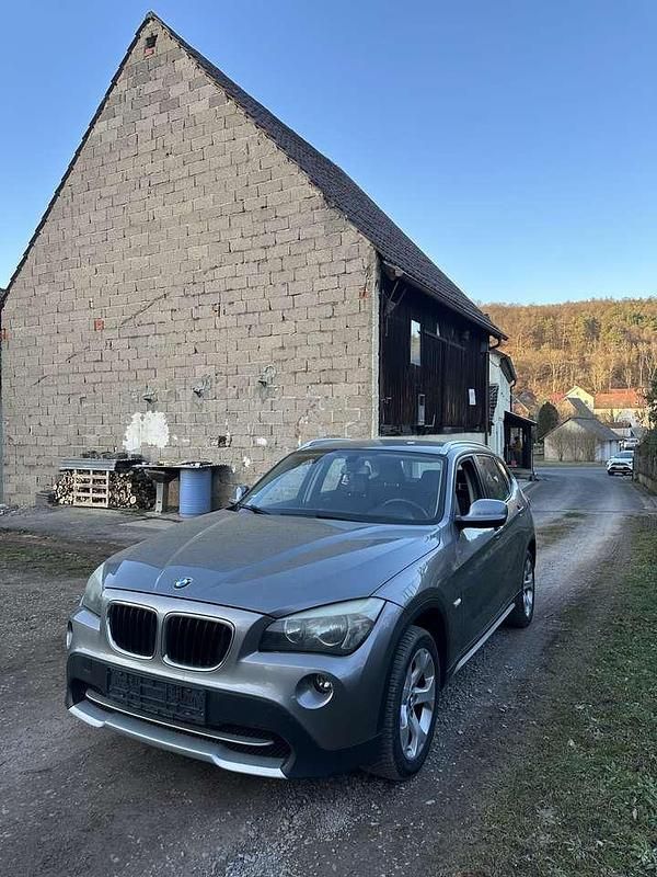 Gebraucht BMW X1 150 PS (110 kW) 2010 Grau SUV