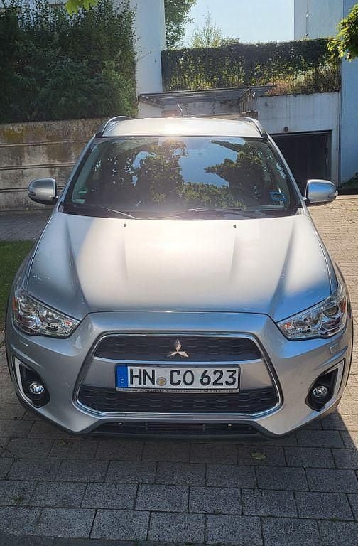 Grau Gebraucht 2015 Mitsubishi ASX Comfort Edition SUV | 10.500 € (Fairer Preis) - Bild 1/4