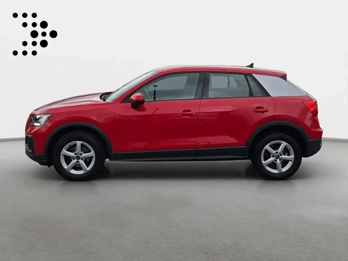 Gebraucht Audi Q2 Design 150 PS (110 kW) 2023 Tangorot metallic SUV