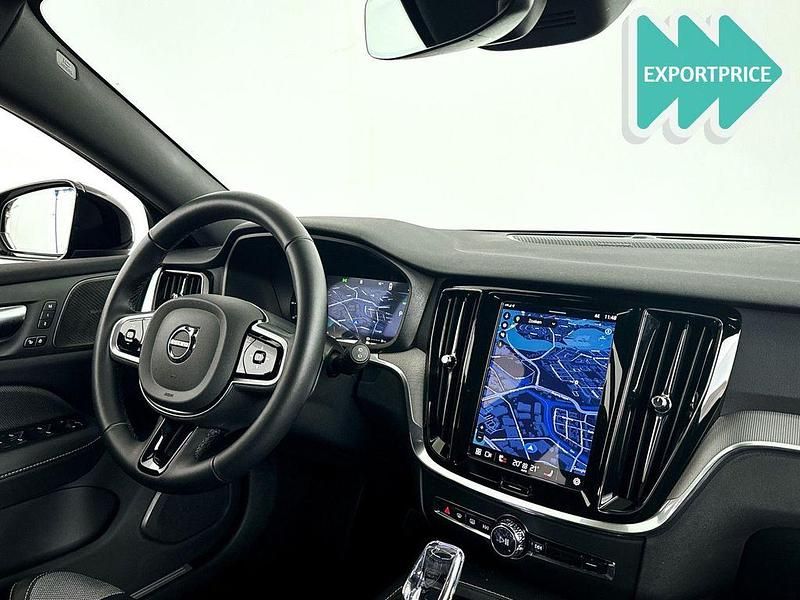Gebraucht Volvo V60 Plus 349 PS (256 kW) 2025 Schwarz Kombi