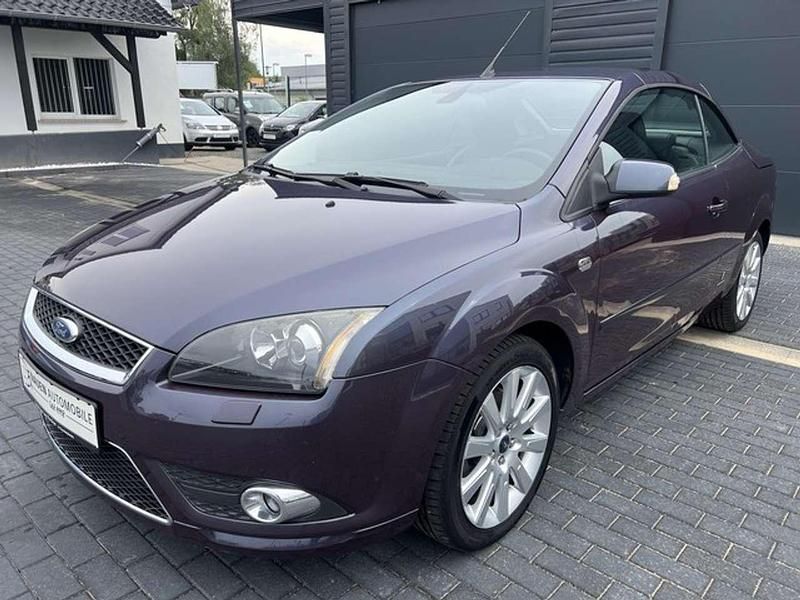 Gebraucht Ford Focus Cabriolet Titanium 145 PS (106 kW) 2007 Violett Cabrio