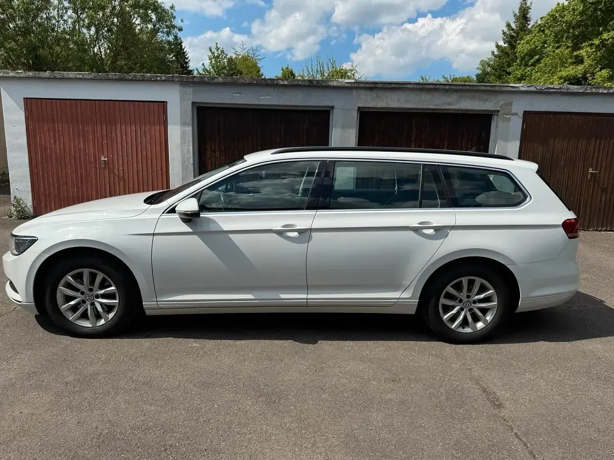 Usata VW Passat 110 CV (80 kW) 2015 Bianco Station wagon
