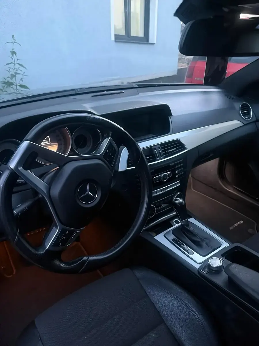 Gebraucht Mercedes 250 204 PS (150 kW) 2012 Coupé