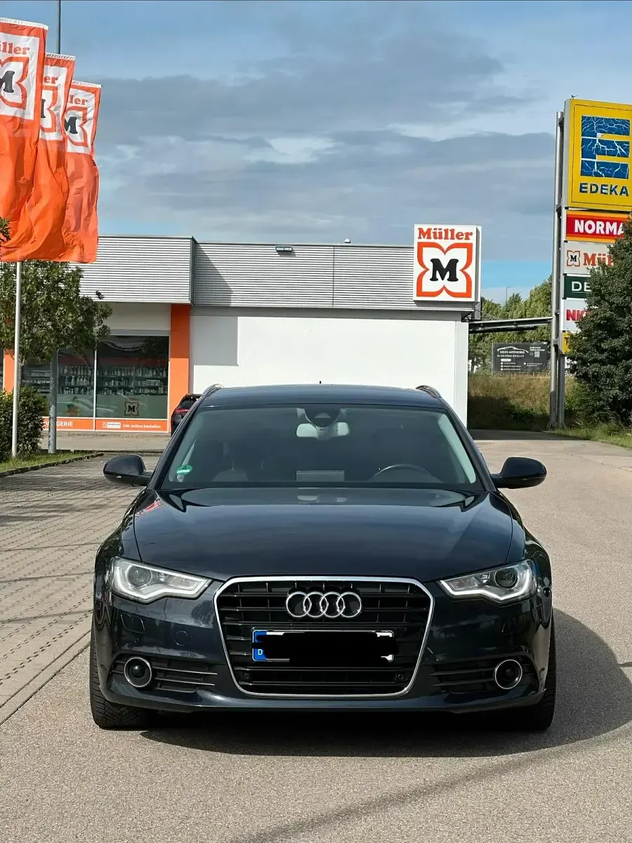 Gebraucht Audi A6 204 PS (150 kW) 2014 Blau Kombi