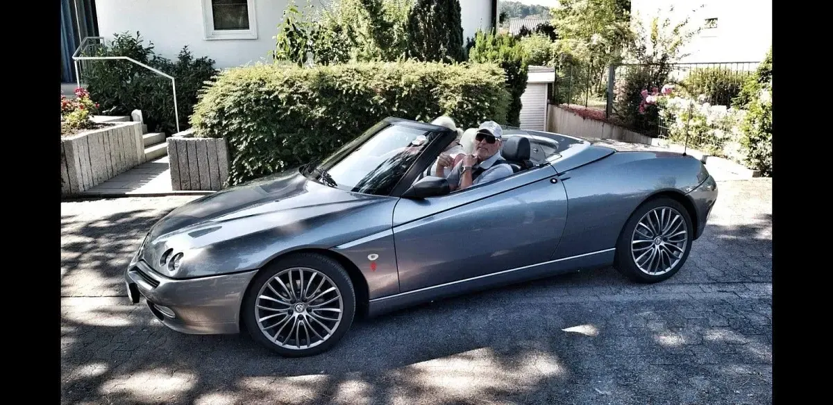Second-hand Alfa Romeo Spider 155 CP (114 kW) 1998 Gri Cabrio