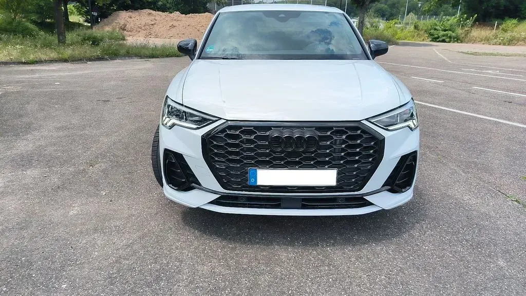 Gebraucht Audi Q3 Sportback S-Line 150 PS (110 kW) 2023 Weiß SUV