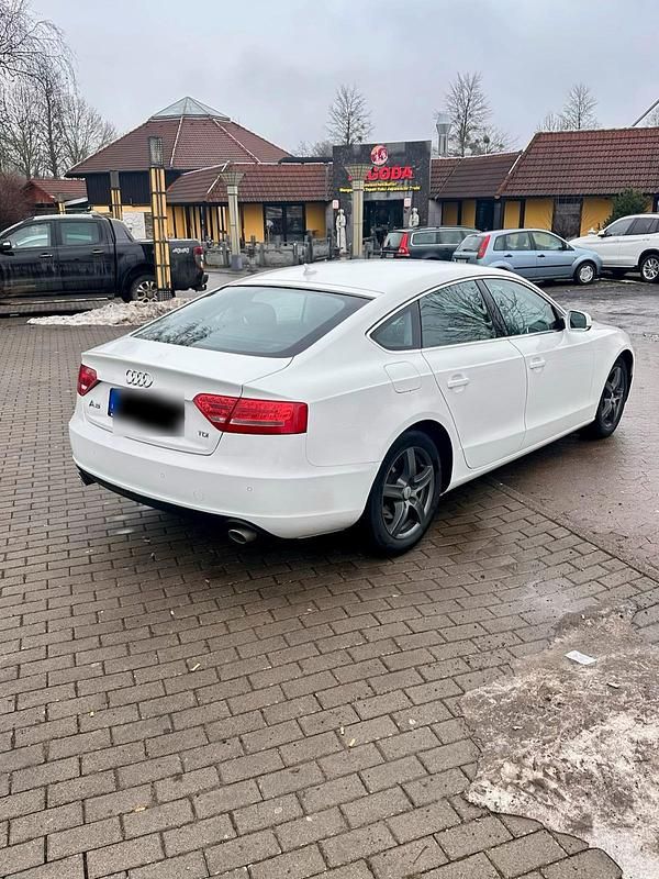 Gebraucht Audi A5 Sportback 190 PS (139 kW) 2011 Weiß Kleinwagen