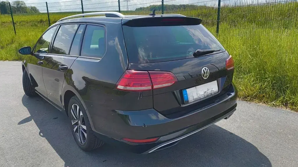 Gebraucht VW Golf VII IQ Drive 150 PS (110 kW) 2019 Schwarz Kombi